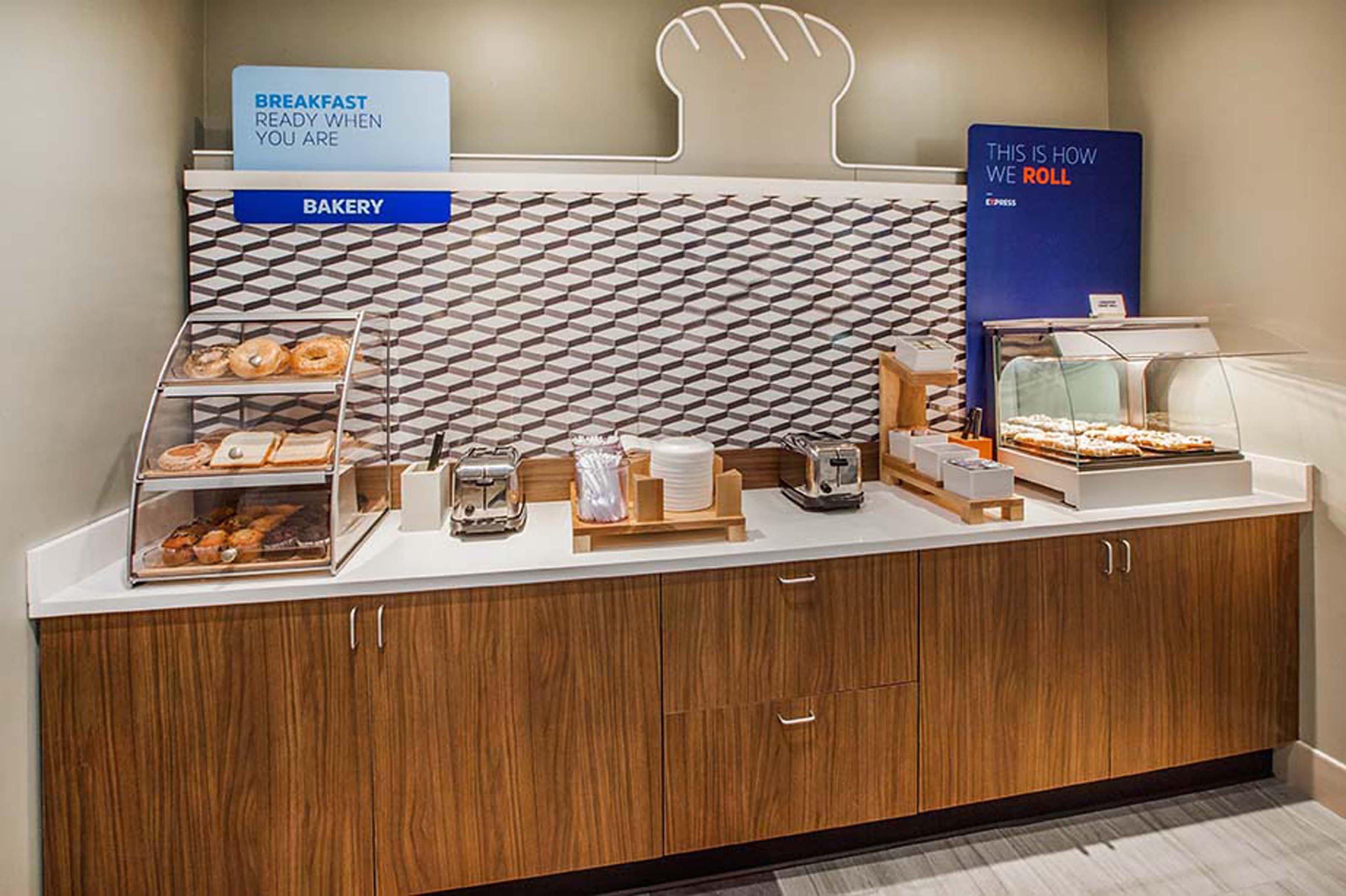 Holiday Inn Express & Suites Lincoln I - 80 By Ihg Экстерьер фото