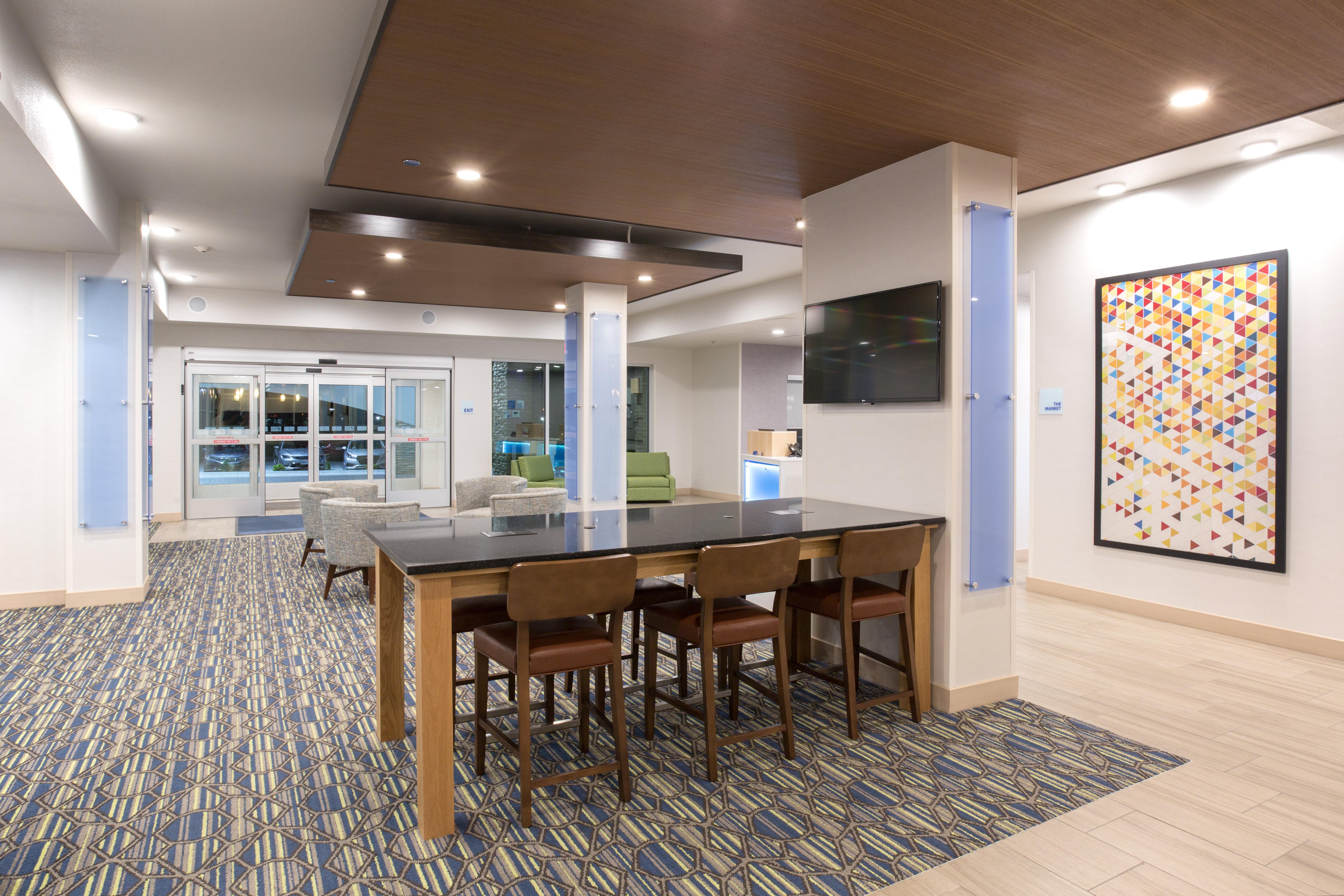 Holiday Inn Express & Suites Lincoln I - 80 By Ihg Экстерьер фото